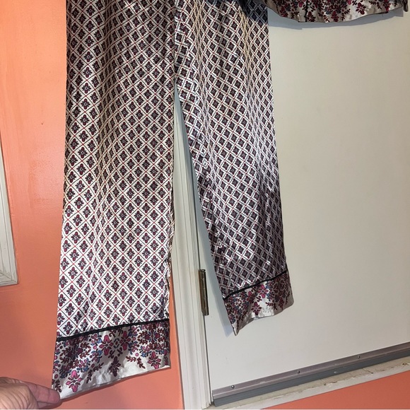 Thalia Sodi 2pc Satin Lounge Pajama Set - Picture 10 of 16